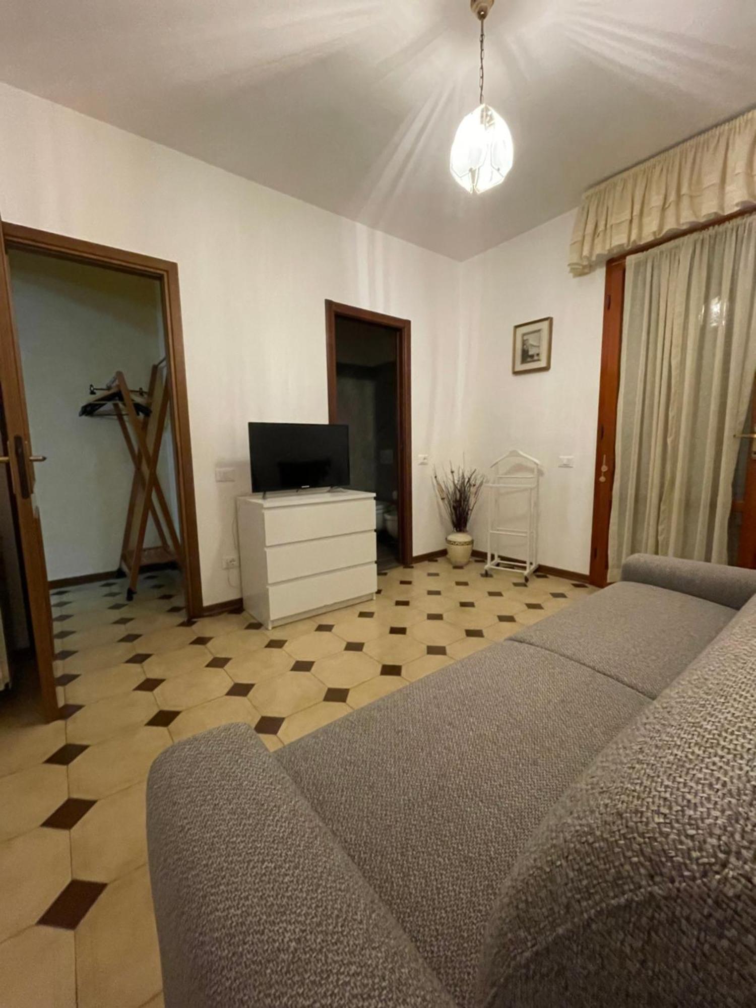 维亚雷焦Casa Ceragioli别墅 外观 照片